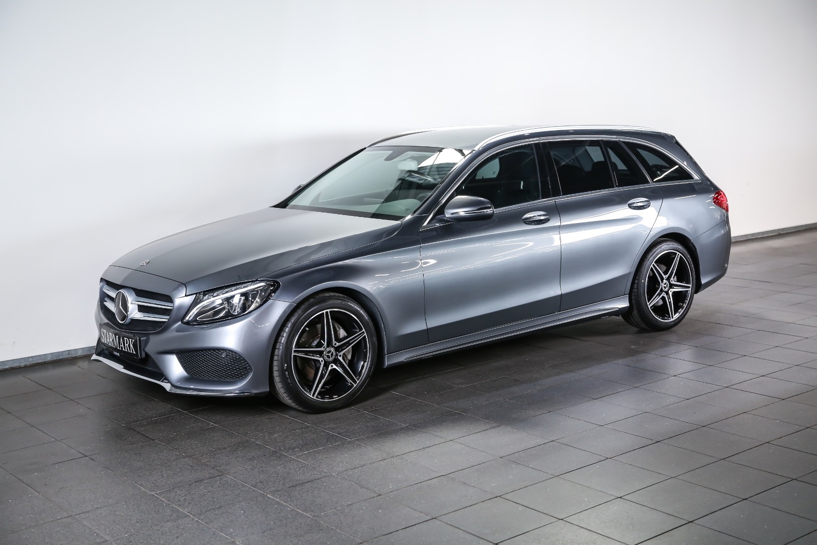 Mercedes-Benz C200 2,0 AMG Line stc. aut.