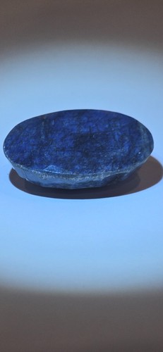 Blue Sapphire. Huge, Natural, earth mined 68 ct polished and cut Gemstone - Picture 13 of 21