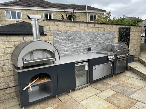Outdoor Kitchen, Pizza Oven, BBQ , Garden Furniture - Picture 5 of 12