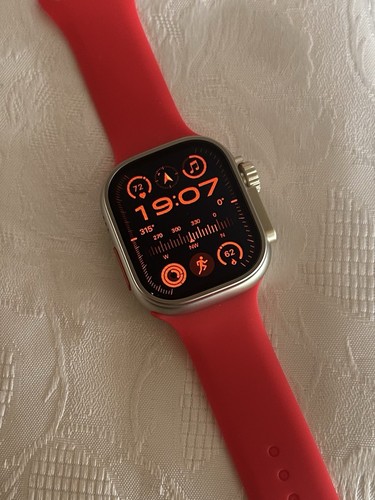 DT900 Pro Ultra 10 Smartwatch with 7 Multicoloured Straps - Photo 18 sur 19