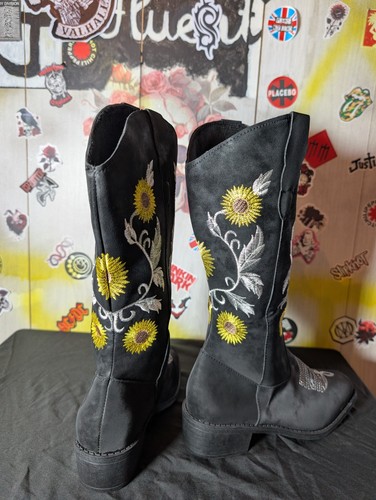 Botas estilo vaquero bordadas con flores - Imagen 3 de 5