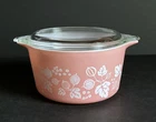 PYREX Pink Gooseberry 473 1 Quart  Handled Casserole Dish with Glass Lid 470-C