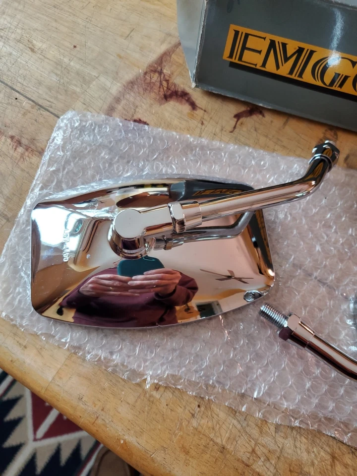 Espejos retrovisores Emgo cromados gran vista 10mm para motocicletas Honda-Kawasaki-Suzuki Foto 3 de 4
