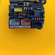 PEUGEOT 207 / CITROEN UNDER BONNET FUSE BOX 9662783880 BSM R08 207 GTI