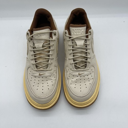 Nike Air Force 1 Luxe Men's Size 9.5 Shoes DB4109-200 'Pecan' Athletic Sneakers - Picture 7 of 10