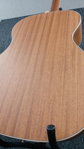 LARRIVEE OM-40 MH Acoustic Guitar - Picture 8 of 13