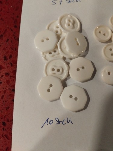 🪡⚪️ 157 Weisse Knöpfe, Konvolut, Gebraucht, Neuwertig, Basteln, Ersatz - Bild 6 von 16