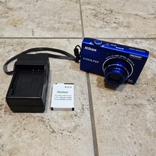 Nikon COOLPIX S6200 16.0MP Digital Compact Camera Blue 2 Batteries Charger Works