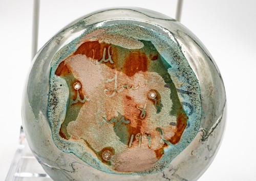 Impresionante jarra flambeada verde 1992 Nell Cole Graves - cerámica vintage de Sanford, Carolina del Norte - Imagen 8 de 8