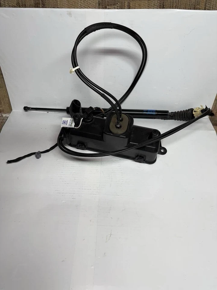 Cadillac SRX 2010-16 puerta trasera bomba hidráulica motor cilindro montaje módulo de elevación Foto 3 de 4