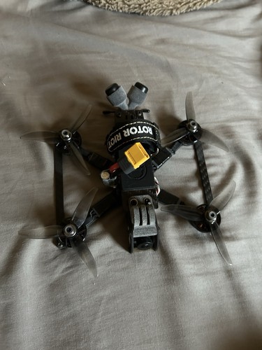 Rotor Riot drone with all the accessories  - Picture 2 of 6