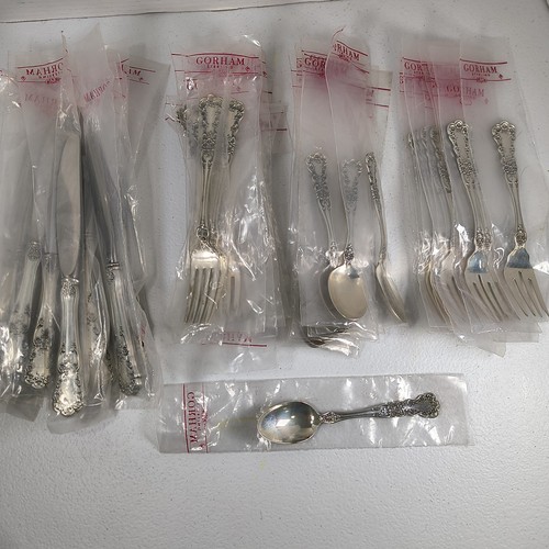 Gorham Butterdose Sterlingsilber Besteck 48-teiliges Set - Service für 12 - Neu