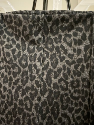 TAHARI Girls Core Leggings Size XS(4-5) Gray And Black Camouflage - Picture 5 of 7