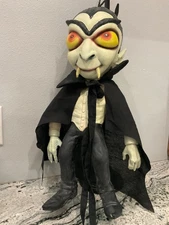 Vintage 1999 Paper Magic Group Hanging Halloween Vampire Dracula Latex 20”