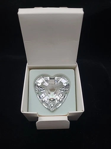 Swarovski SCS Renewal Hearts: Clear in Original Bo
