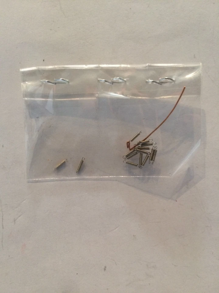 1/12 LOT RESSORTS POT ECHAPPEMENT : ACCESSOIRE DETAIL MOTO DUCATI HONDA SUZUKI - Photo 1/1