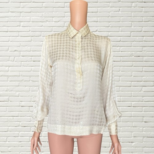 Vintage 70s Valentino Silk Blouse - Houndstooth Logo Print Cream Silk Top - Picture 3 of 9