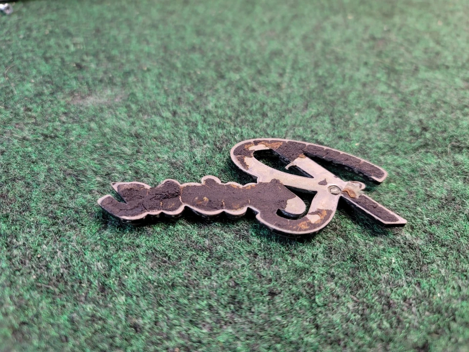 1969-1979 Buick Riviera OEM GM Emblem Nameplate Badge Logo 7L1 - Image 4 of 4