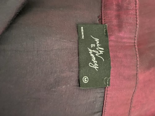Milk & Honey Women Button Front Long Sleeve Top Size Medium . New - Picture 7 of 7