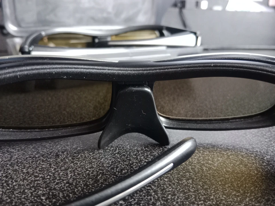 Lunettes 3D Panasonic Active - Photo 2/2