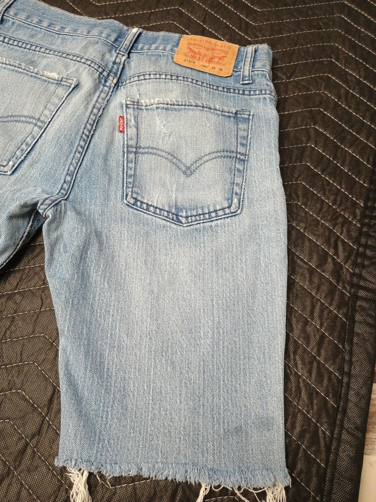 Picture 4 of 16