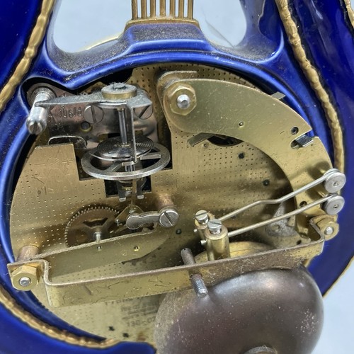 V&A Reloj María Antonieta Porcelana y Ormolu Forma Lira Franz Hermle 2 Joyas - Imagen 20 de 20