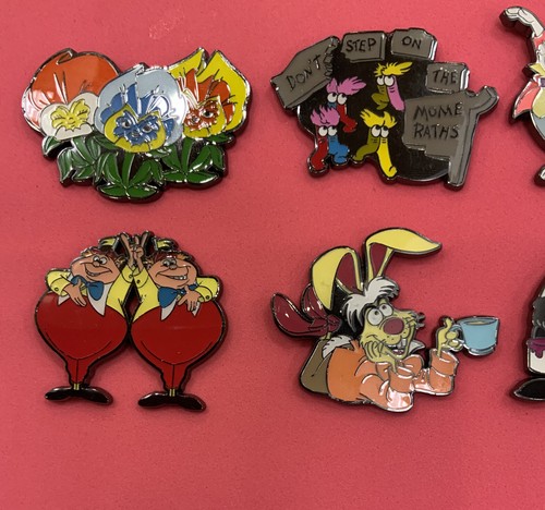 Loungefly Disney Alice Wonderland Mad Hatter Rabbit March Hare Chaser Set 9 Pin - Picture 3 of 5