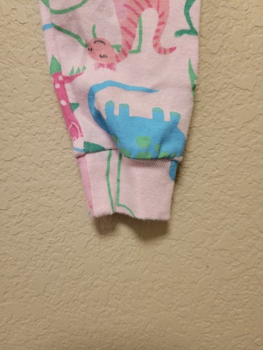 Pijama The Childrens Place bebé niña dinosaurio rosa 2 piezas 9-12 meses de largo - Imagen 12 de 15