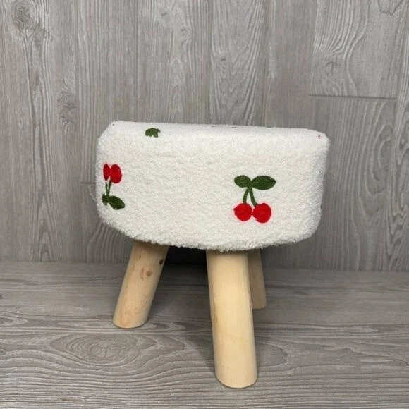 Nwt cherry stool soft plush Sherpa lined stool seat fruit cherry print - Image 3 of 4