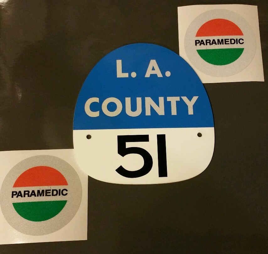 LA COUNTY 51 "EMERGENCY 51" FIRE HELMET WHITE SHIELD Black 51 & Paramedic Decal eBay