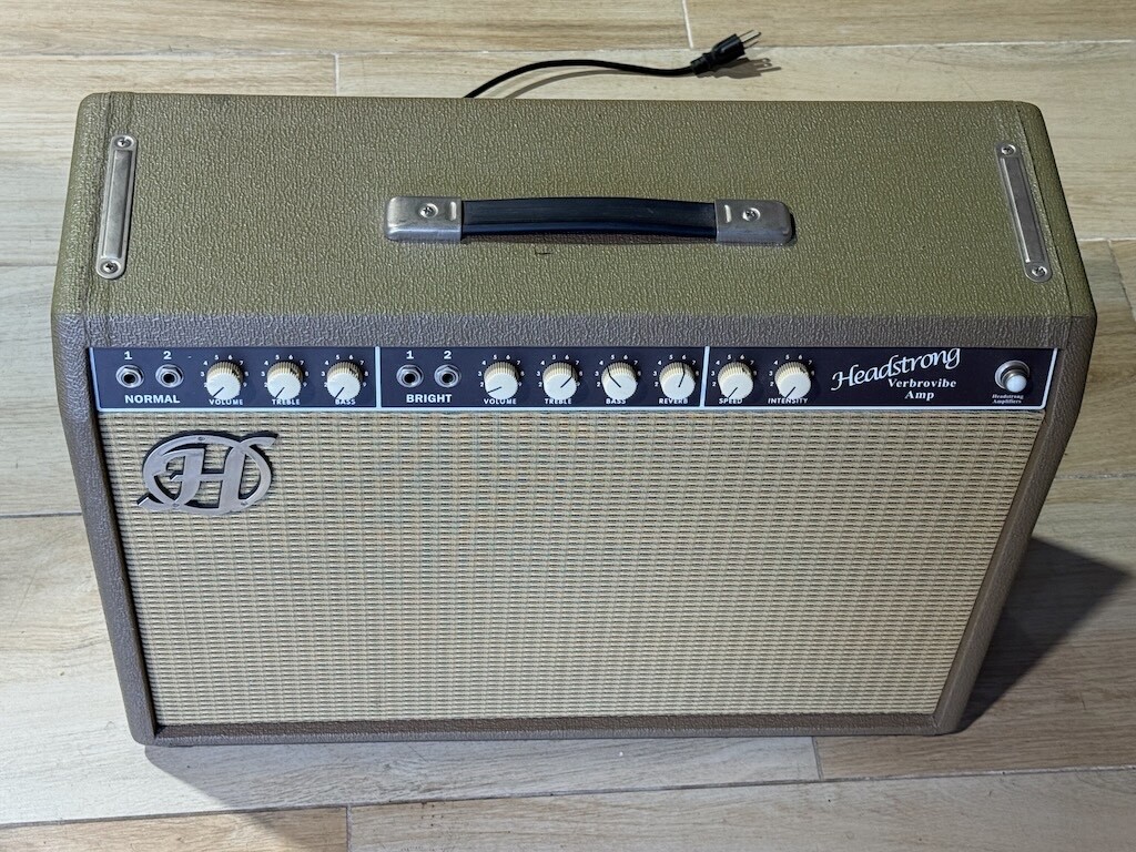 Picture 3 of 8
