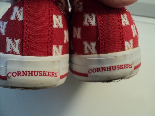 Row One NCAA Nebraska Cornhuskers Unisex Shoes| Size 6.5 Men Women's Size 8 - Picture 2 of 4