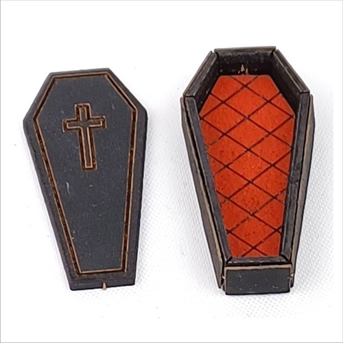 28 mm MDF Vampiro No Muerto Kit de Ataúd Detallado Fantasía RPG Pintado x4 - Imagen 2 de 2