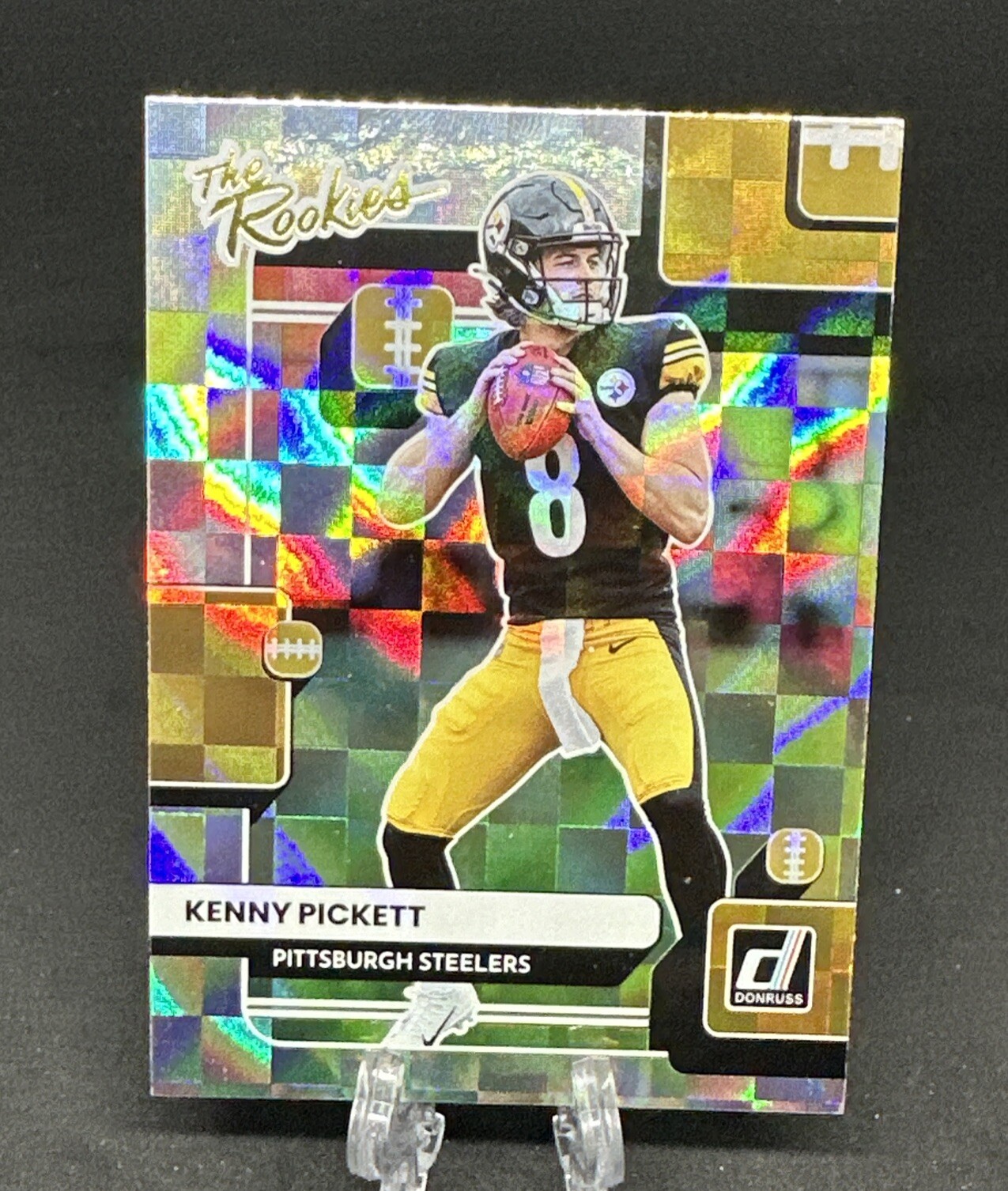 Kenny Pickett 2022 Panini Donruss Football The Rookies #TR-1 RC Steelers Insert
