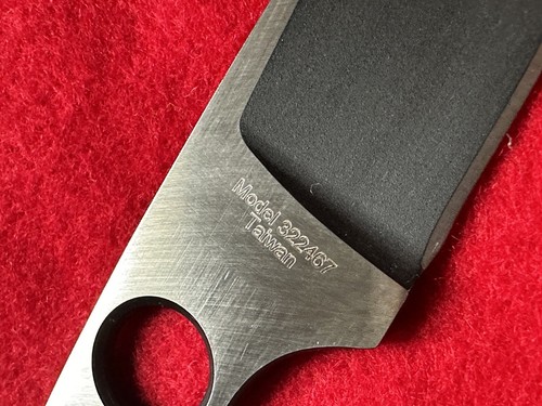 Browning Extreme Mountain Hunter Knife Medium Model 322467 - Picture 4 of 7