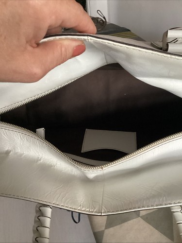 calvin klein Leather Bag  Used Once - Picture 15 of 23