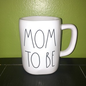 New-RAE-DUNN-Artisan-Collection-LL-034-MOM-TO-BE-034-Mug-By-Magenta