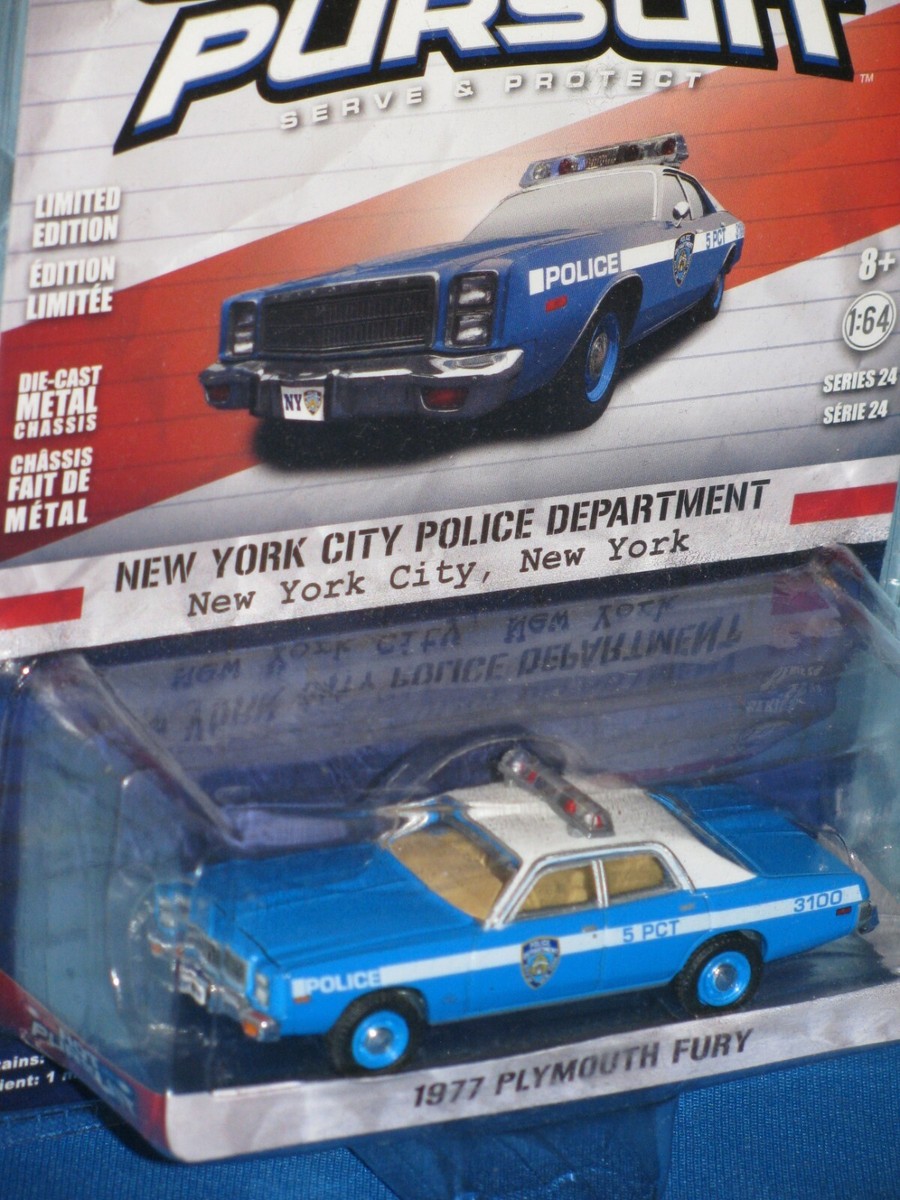 グリーンライト　1977 PLYMOUTH FURY 警察車両 1/43 GREENLIGHT COLLECTIBLES - PLYMOUTH Fury - Hazzard County