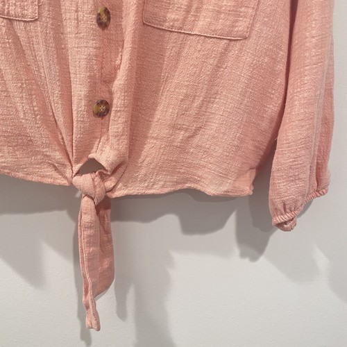 NWT Belle Du Jour Pink Gauzy Keyhole Tie Decorative Button Blouse Size Large L - Picture 2 of 11
