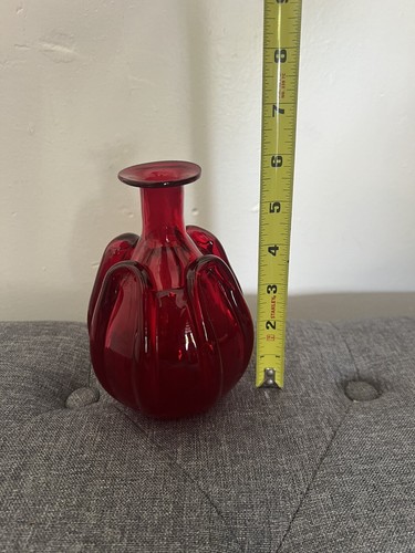 1980s Mid Century Red Murano Glass Bud Vase - Picture 5 of 5