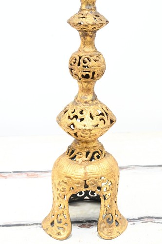 Vintage . Pierced Moroccan Style Brass Tone Pillar Candle Holder Beautifully Des - Picture 9 of 12