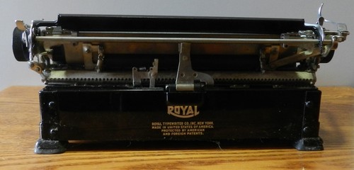 Macchina da scrivere Royal "O" 1939 numero di serie 0-833146 funzionante - Foto 5 di 10