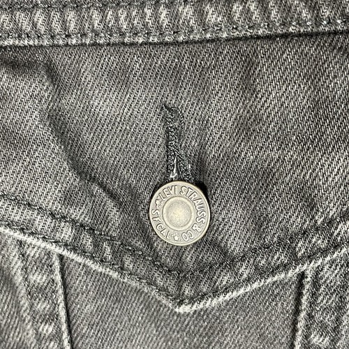Neu ohne Etikett Levis Jeansjacke verwaschen schwarz Premium Trucker Jeans Größe XL RAG distressed - Bild 11 von 12