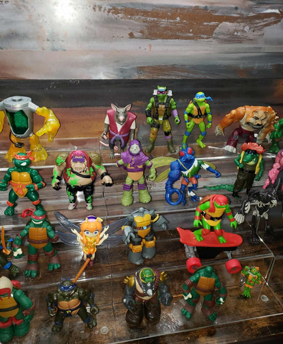 Teenage Mutant Ninja Turtles TMNT Figures Mixed Lot of 27 Various Types & Sizes - Picture 5 of 8