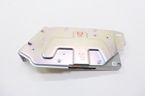 2020 - 2021 GENESIS G70 AUDIO SOUND SYSTEM EXTERNAL AMPLIFIER MODULE AMP OEM - Picture 6 of 11