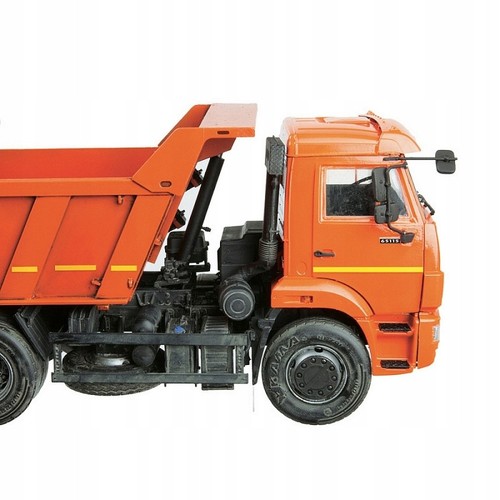 Zvezda 3650 - 1:35 Dump Tuck Kamaz 65116 - Imagen 5 de 6