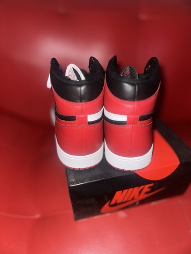 Size 12 - Air Jordan 1 Retro OG NRG High Homage to Home VNDS worn Once ๐ฅ - Picture 7 of 9