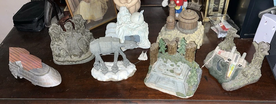 LOTE RARO (8) Star Wars Hawthorn GALATIC Village 👀👀 Foto 2 de 4