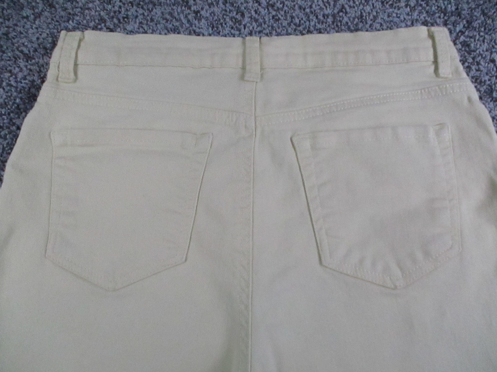 Womens 10p Short Yellow Stretch Denim 30x26