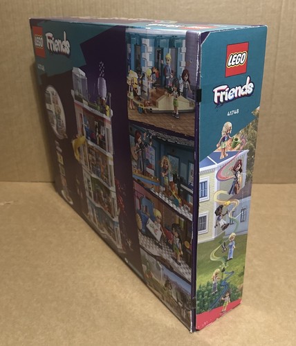LEGO Friends: Heartlake City Community Center, Set 41748 - New! (Box Damage) - Picture 4 of 13